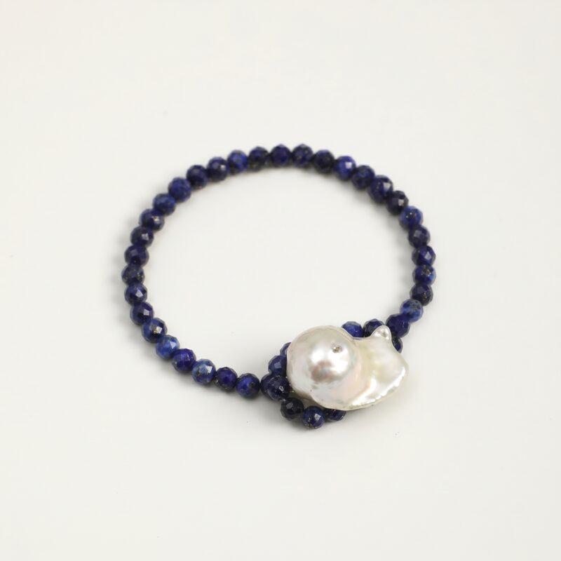 055_PS2508031_ORIGINAL_UNCOMPRESSED Lapis Lazuli & Pearl Bracelet