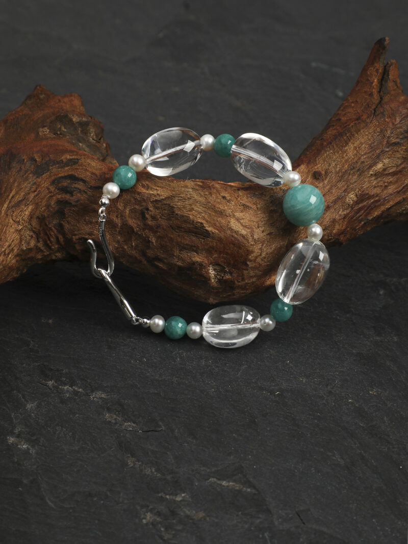 Aura & Qi detail 1J7A0859 Original detail view of Clear Quartz, Amazonite & Cultured Pearl Bracelet