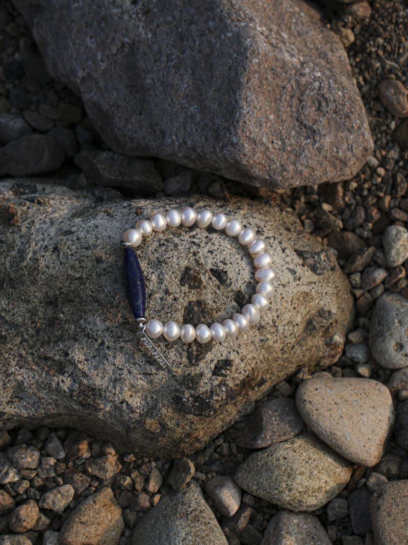 Original detail view of Lapis Lazuli & Cultured Pearl Bracelet