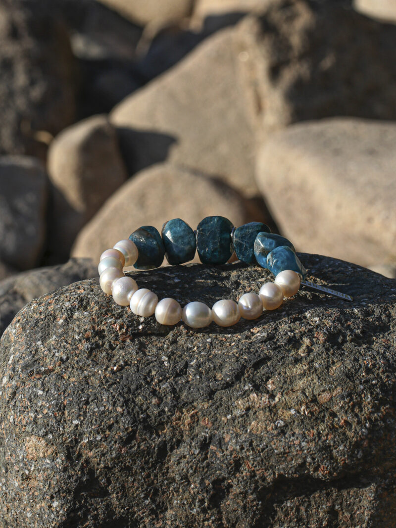 Original detail view of Blue Apatite & Cultured Pearl Bracelet