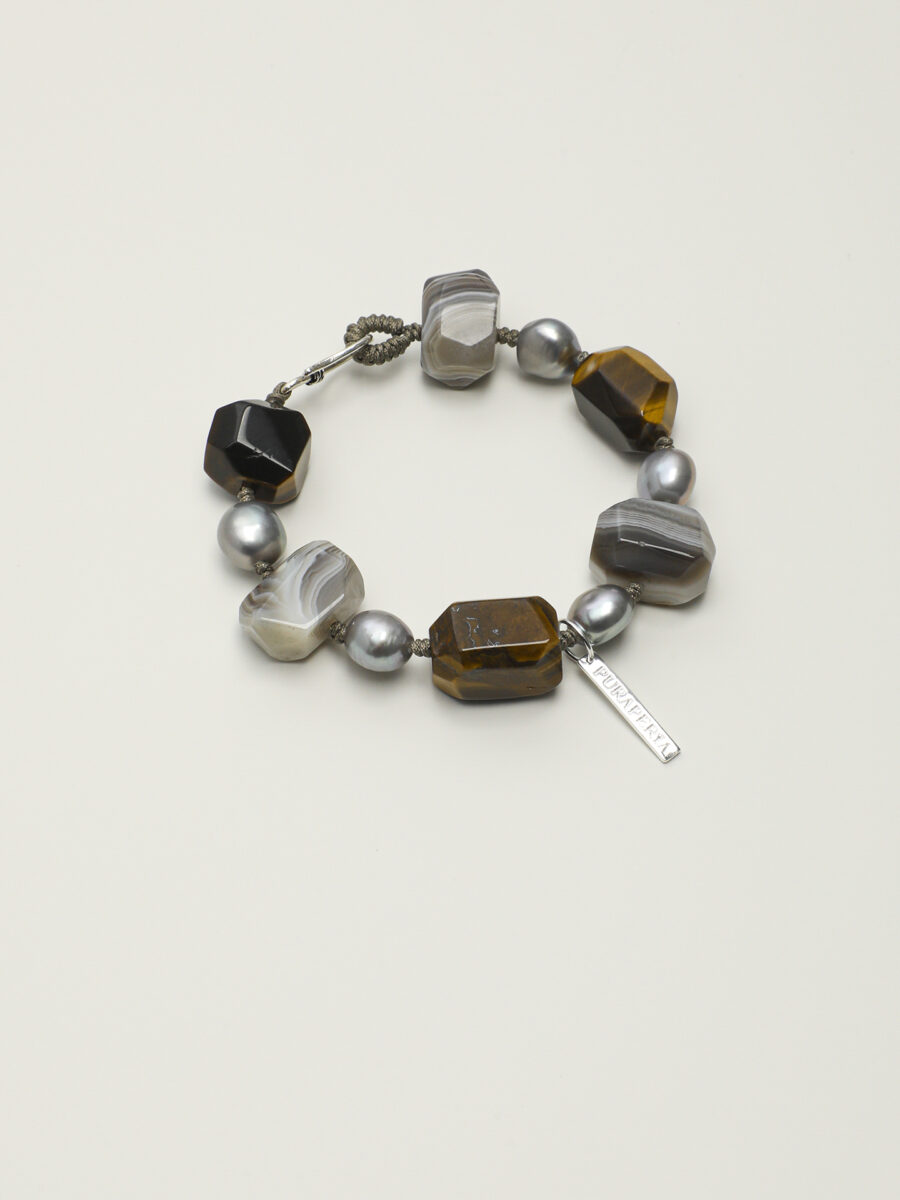 Original detail view of Tiger’s Eye, Agate & Pearl Bracelet