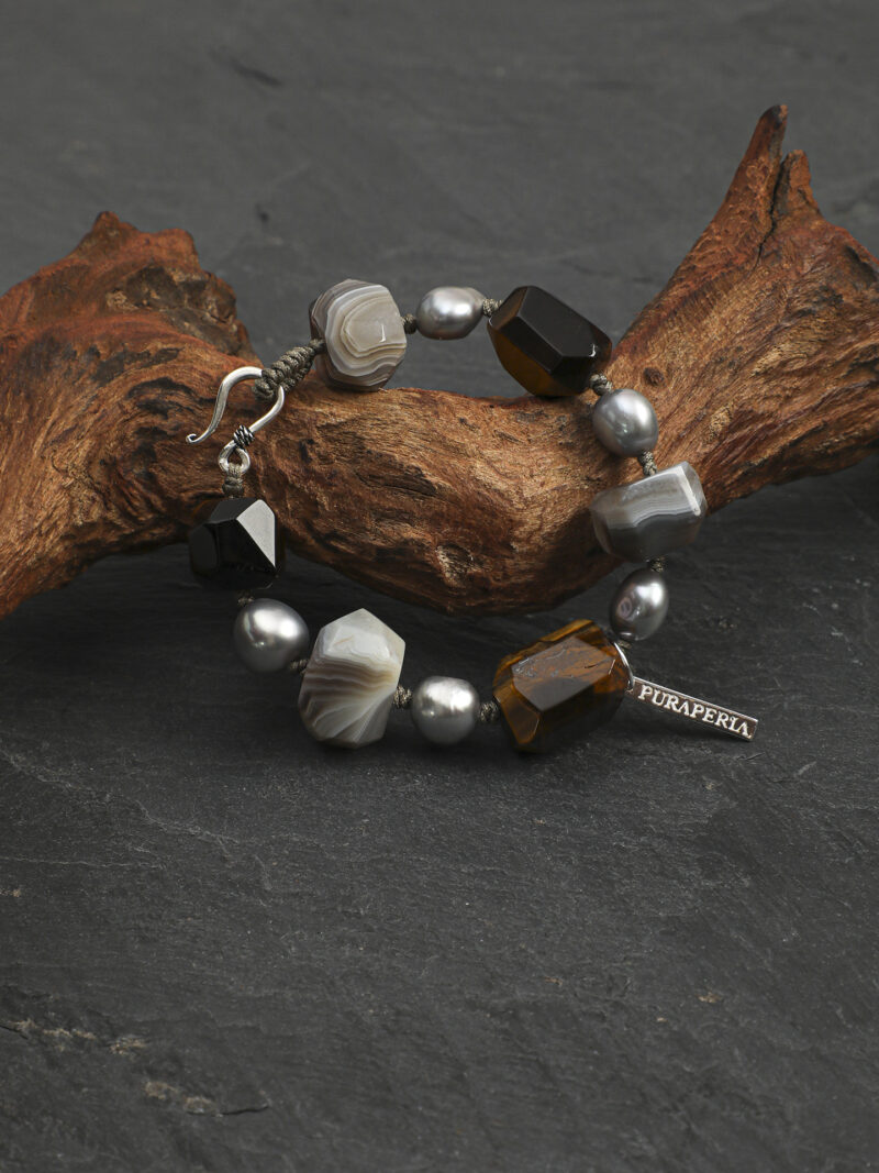 Original detail view of Tiger’s Eye, Agate & Cultured Pearl Bracelet