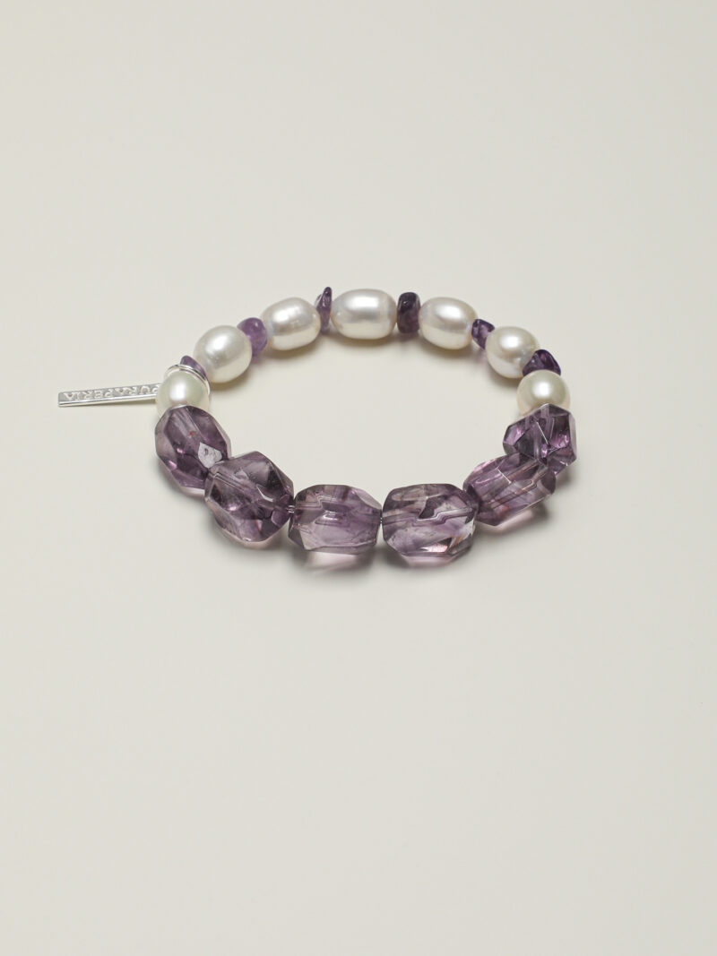 Aura & Qi detail 1J7A1757 Original detail view of Amethyst & Cultured Pearl Bracelet