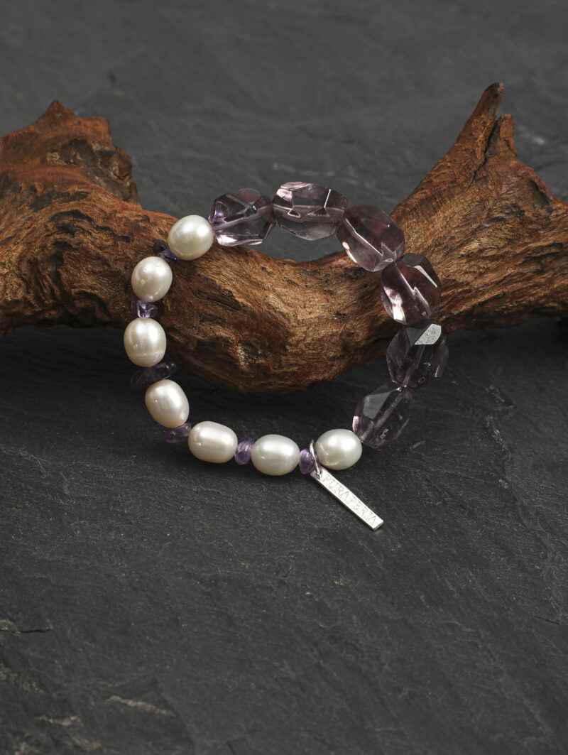 Aura & Qi detail 1J7A1769 Original detail view of Amethyst & Cultured Pearl Bracelet