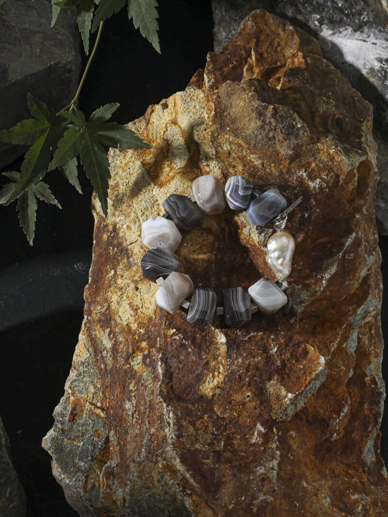 Original detail view of Agate & Cultured Pearl Bracelet