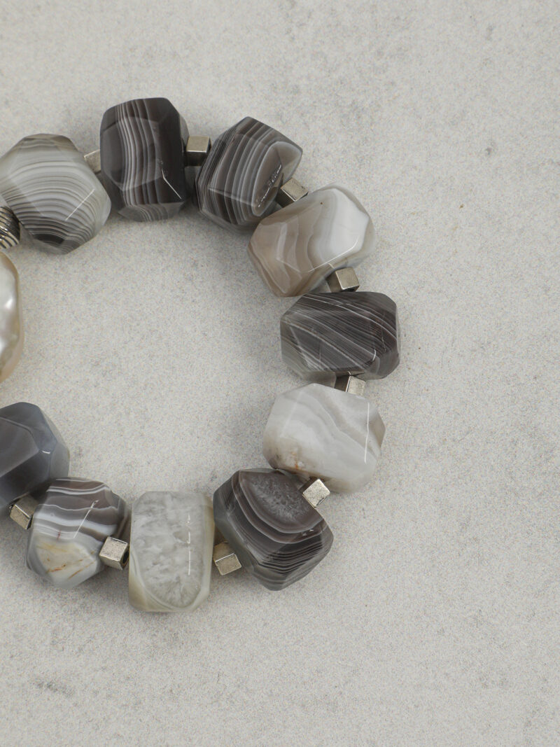 Original detail view of Agate & Cultured Pearl Bracelet