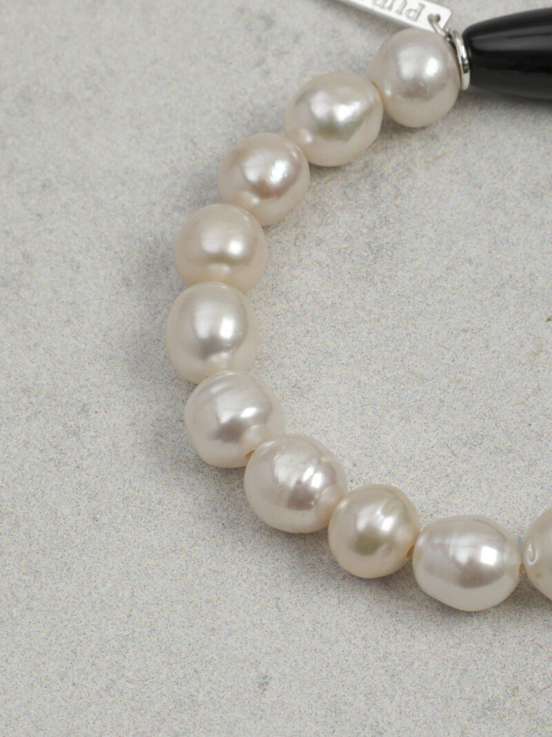 Original detail view of Agate & Cultured Pearl Bracelet