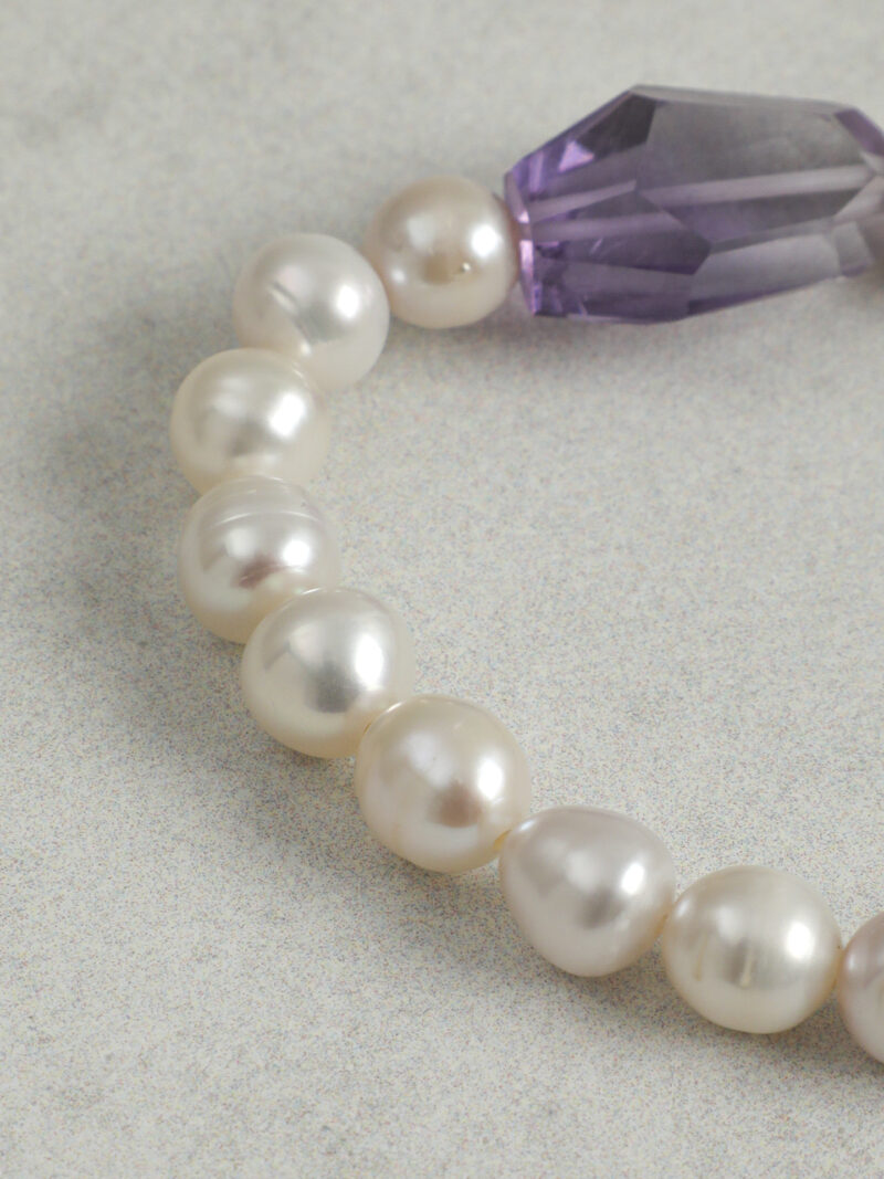 Aura & Qi detail 1J7A9666 Original detail view of Amethyst & Cultured Pearl Bracelet