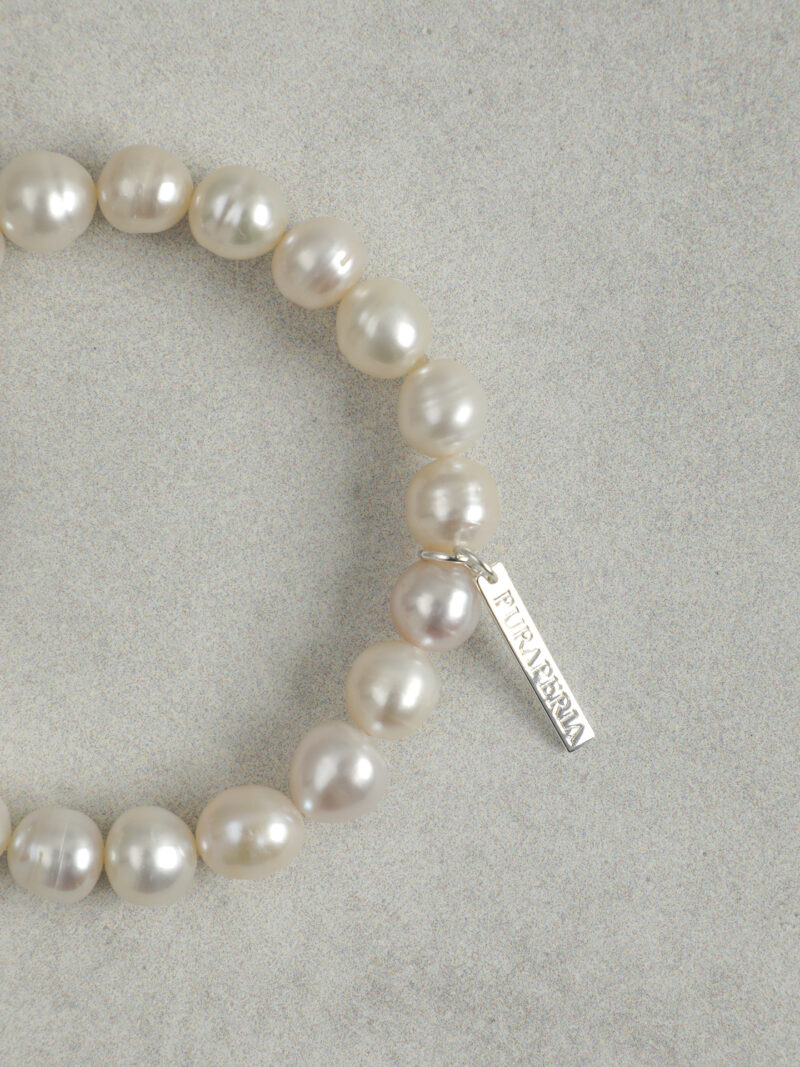 Aura & Qi detail 1J7A9669 Original detail view of Amethyst & Cultured Pearl Bracelet